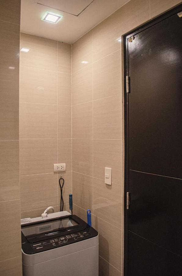 Cozy And Classy Studio Across Airport Terminal 3 Pasay Bagian luar foto